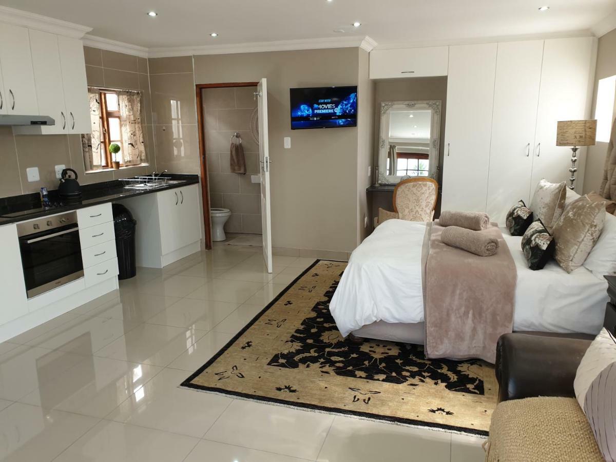 Pongola Road Self Catering Accommodation Uitenhage Exteriör bild