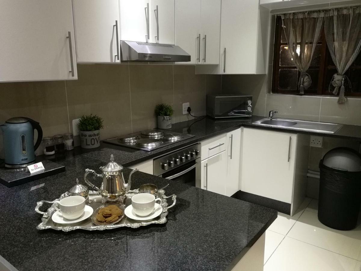 Pongola Road Self Catering Accommodation Uitenhage Exteriör bild