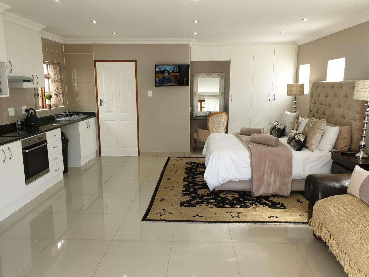 Pongola Road Self Catering Accommodation Uitenhage Exteriör bild